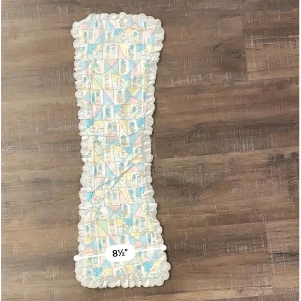 Vintage Holly Hobbie Patchwork Fabric Burp Rag Cloth Shoulder Ruffle 26”x8”‎